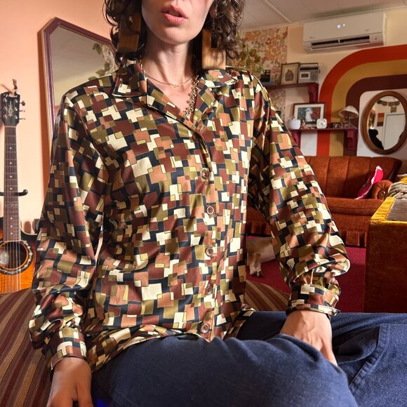 Late 1970s Geometric satin brown green square print button up from XXX manager - Picture 3 of 15